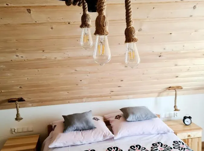 W Jalowcach * Gronków